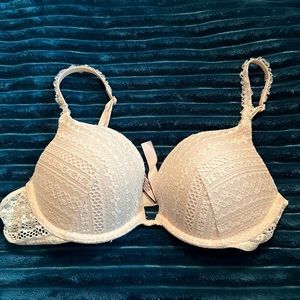 Victoria’s Secret Push-Up Bra